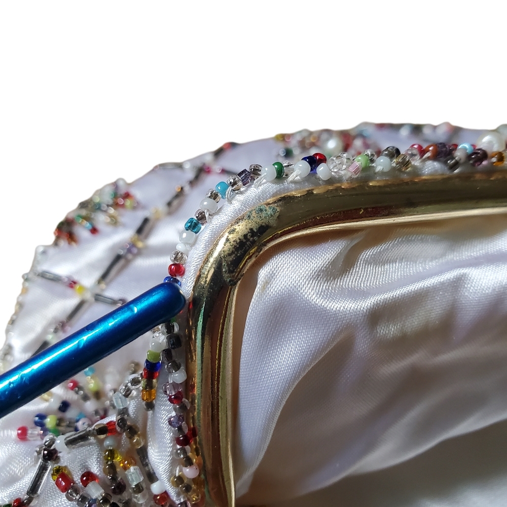 Satin Beaded Clutch /Evening Bag/Formal Events/Prom /Vintage - Picture 12 of 13